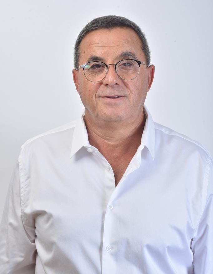 Read more about the article אז היום הגדול הגיע ואנחנו כאן לאחל את כל הברכות החמות המגיעות לסגן ראש העיר, האהוב בכל הזמנים דני הרוש