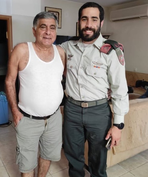 Read more about the article עצוב : ציון ביבי, אביו של אוריאל ביבי ז"ל, נפטר שנה וחצי לאחר מות בנו משברון לב