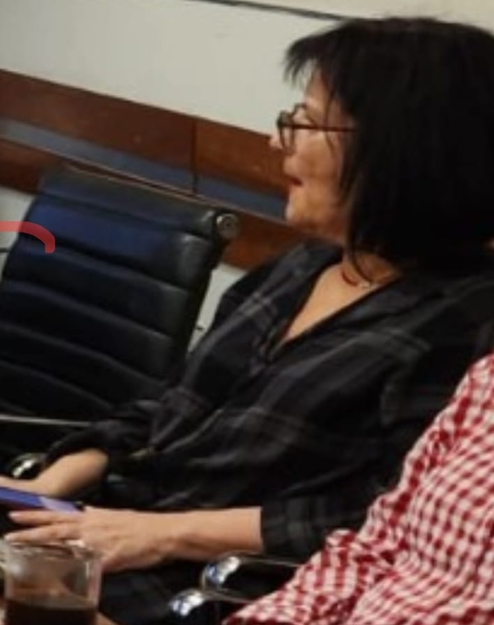 Read more about the article מנהלת תיכון גלילי, יעל מטלון "לצערי, חבורה קיצונית בחרה לסלף דרכי כמנהלת ובחרה להגיב בדרך אלימה בריונית ומסיתה"