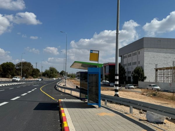 Read more about the article החל מהשבוע הבא יגדל מספר קווי האוטובוס לפארק העסקים קדמת השלום ומספר הנסיעות היומיות לאזור יעמוד על למעלה מ-260