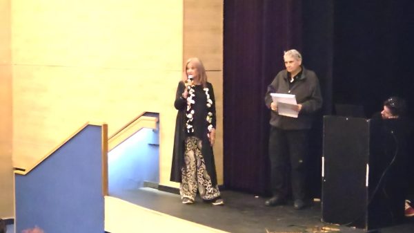 Read more about the article שח-א-ור-פרס ארצי של ערוץ 98 לחברות הטלוויזיה הקהילתית כפר סבא-בלה אבן חן, אתי רז והעורכת אפרת גרינוולד