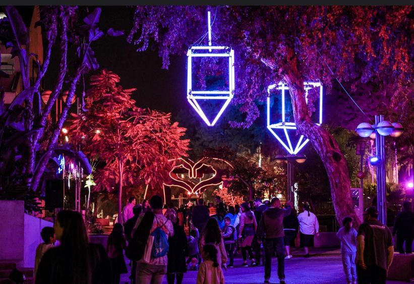 Read more about the article פסטיבל האורות בכפר סבא: חגיגה של קהילה, צבע ואור בתאריכים 15-16/12